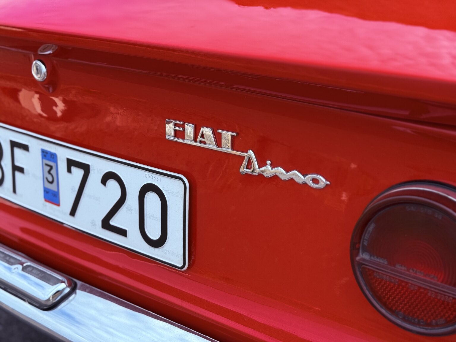 Exterior image of 1968 Fiat Dino Spider
