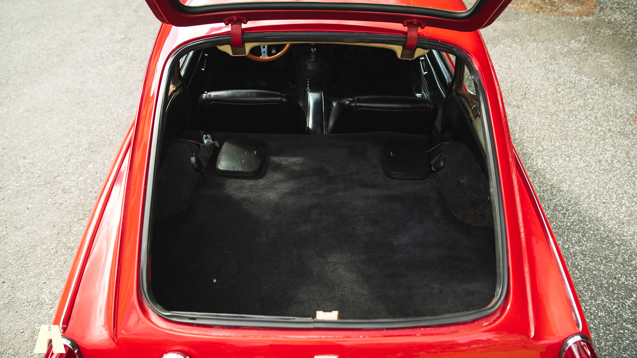 Interior image of 1967 Triumph GT6