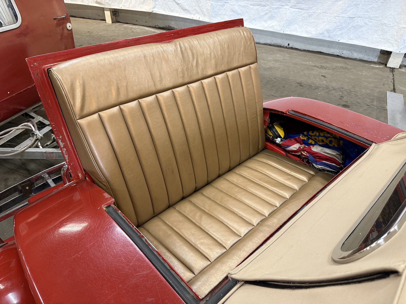 Interiörbild 1965 Duesenberg Roadster/StreetRod Replika 
