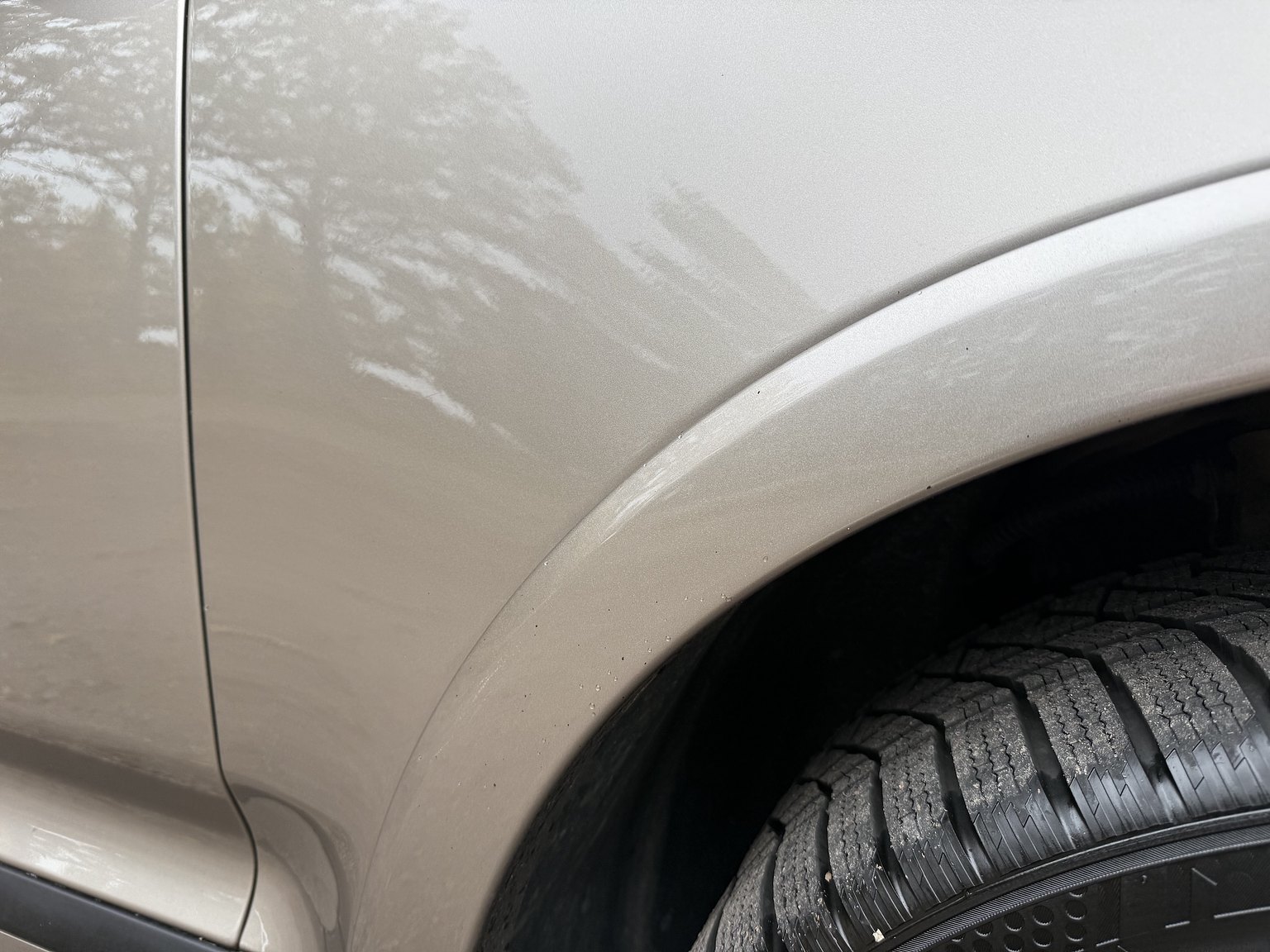 Exteriörbild på 2008 Porsche Cayenne GTS 6-växlad Manuell