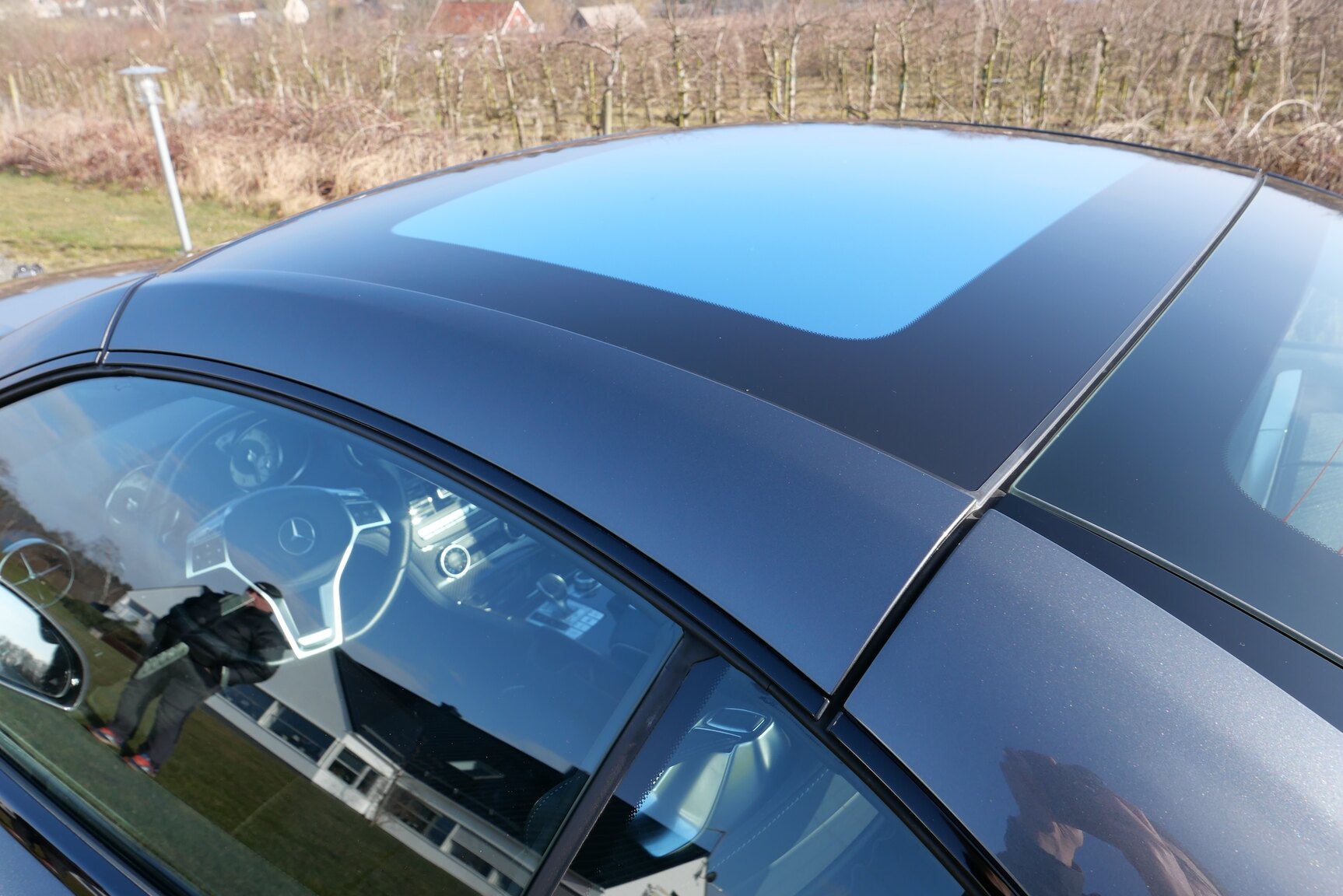 Exterior image of 2014 Mercedes-Benz SL500