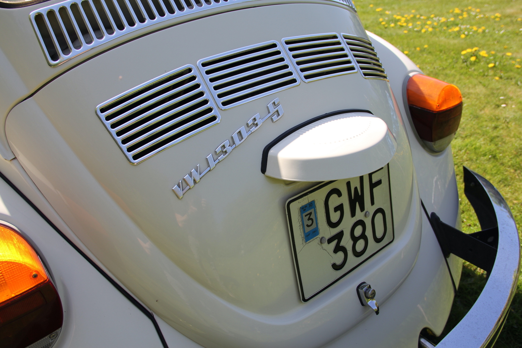 Aussenfoto 1974 Volkswagen Beetle 1303 S (70)