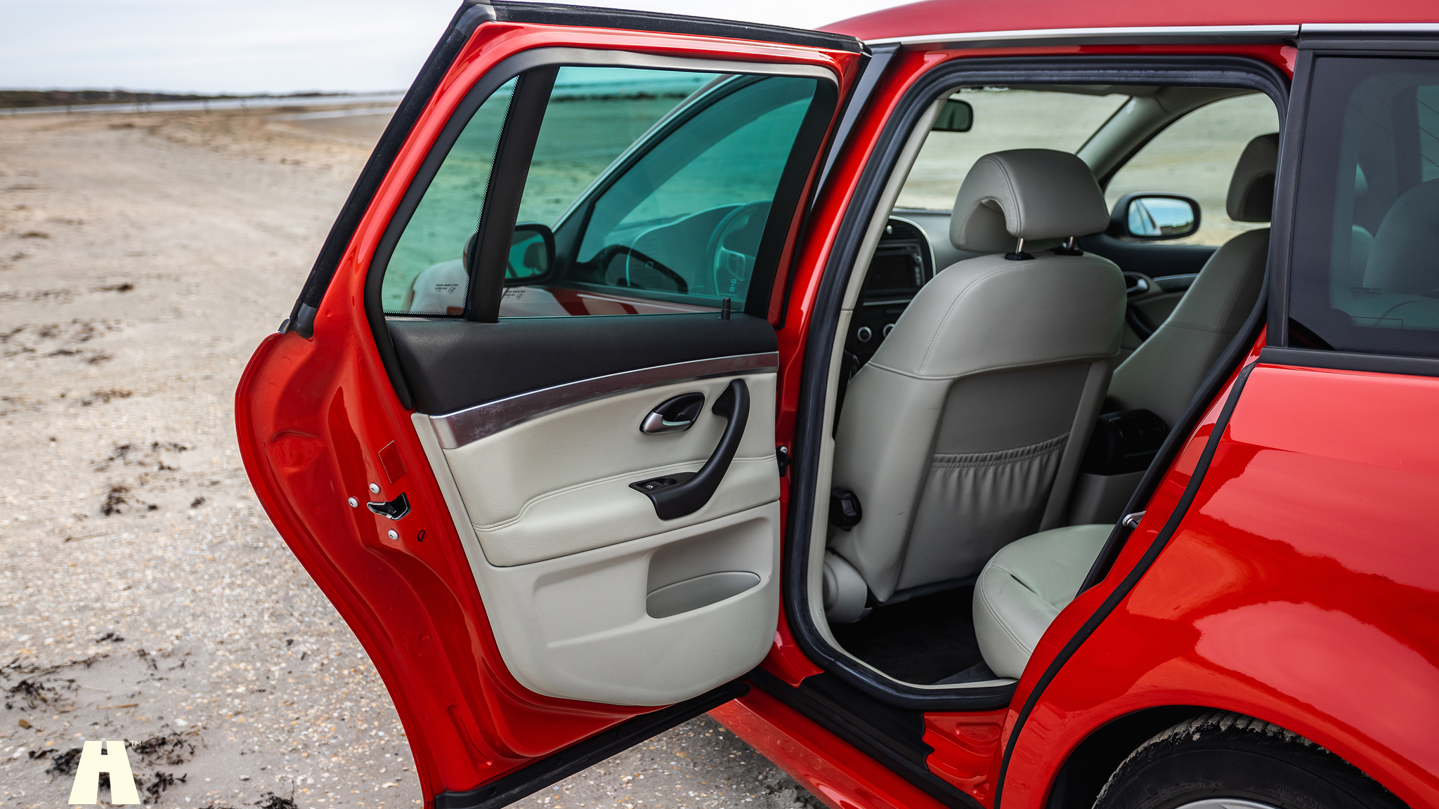 Interior image of 2007 SAAB 9-3 AERO SPORTCOMBI (26)