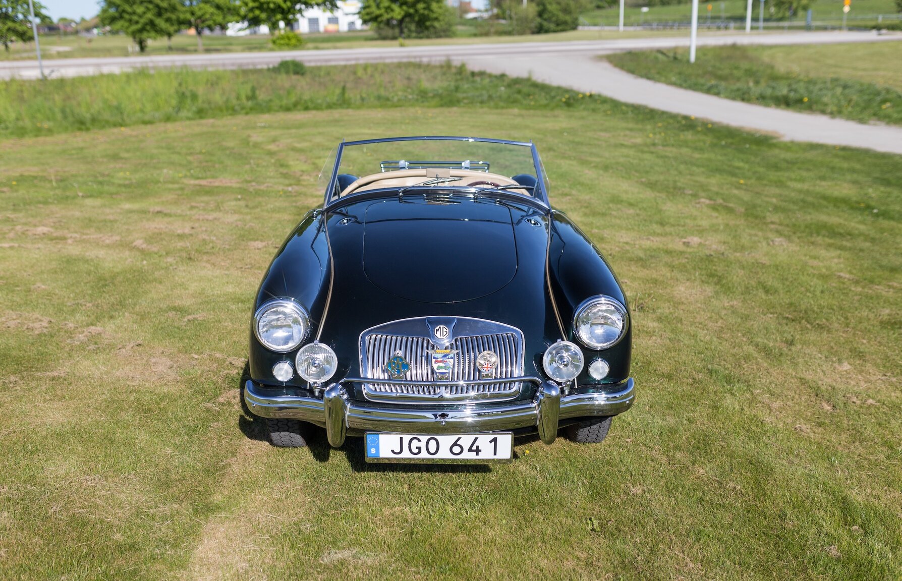 Exteriörbild på 1958 MG MGA 1500