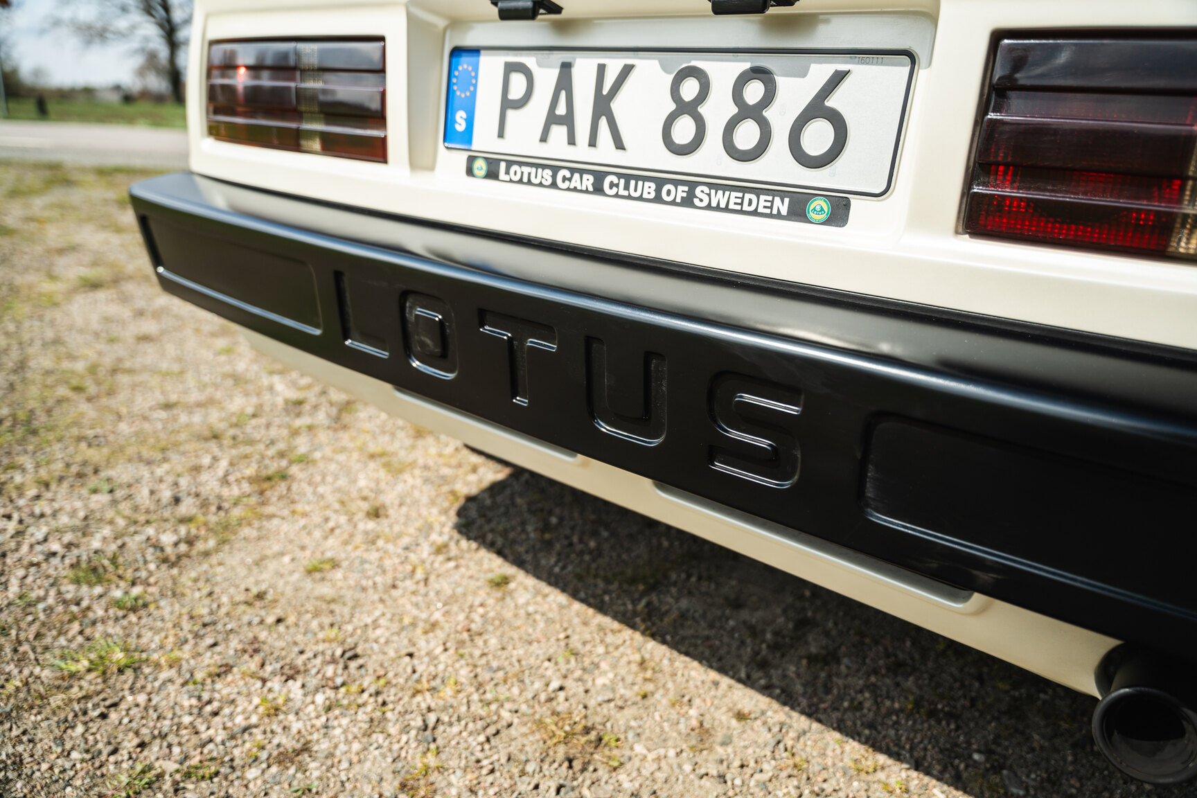 Exteriörbild på 1983 Lotus Esprit Turbo 2.2