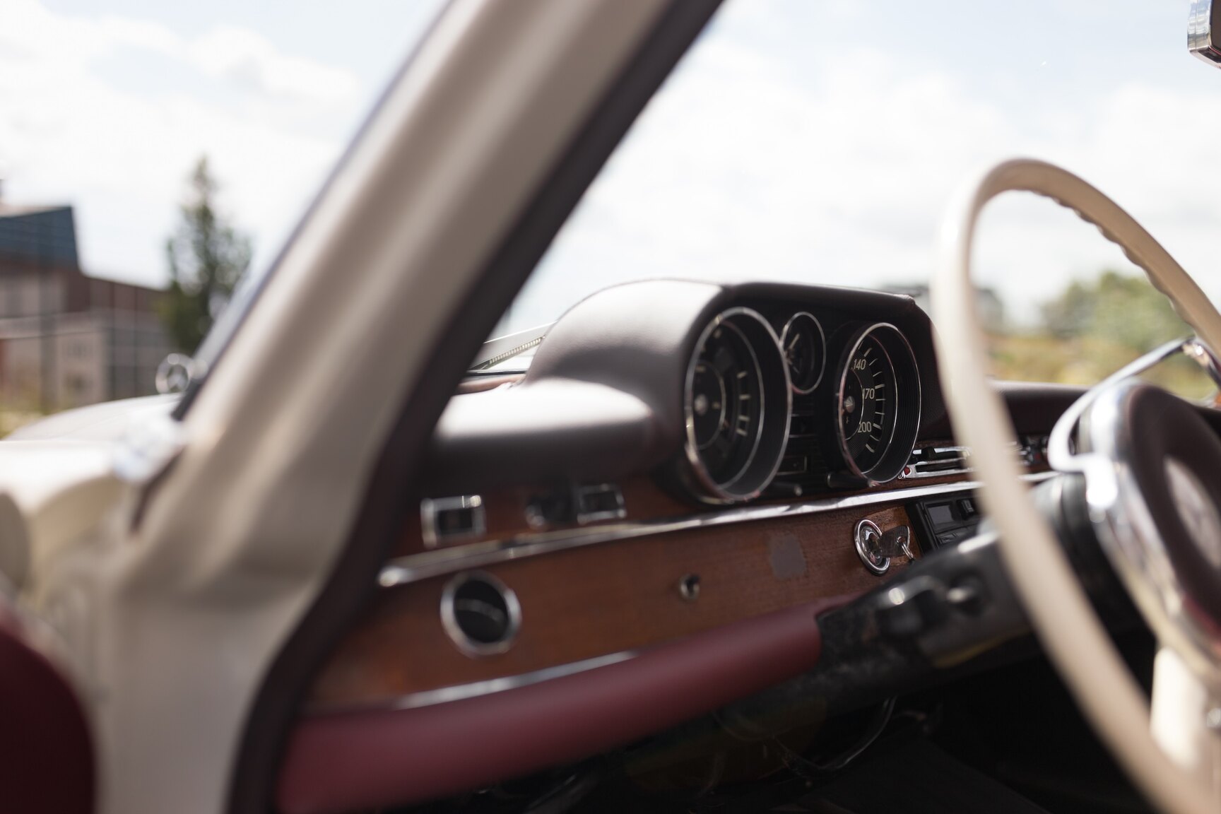 Interiörbild 1966  Mercedes-Benz 250 