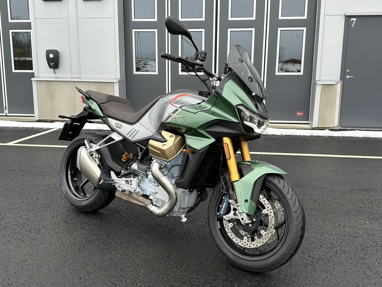 Exterior image of 2023 Moto Guzzi V100 Mandello S