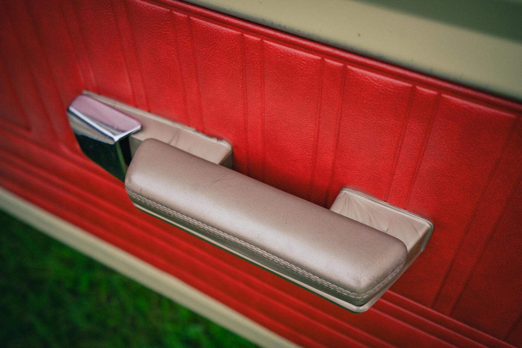 Interior image of 1972 Plymouth Duster 360