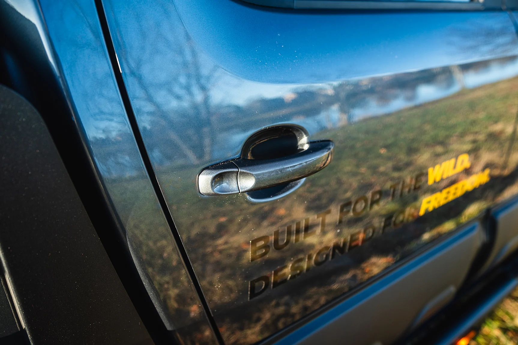 Exterior image of 2020 Northea Camper Expedition Volkswagen Amarok (80)