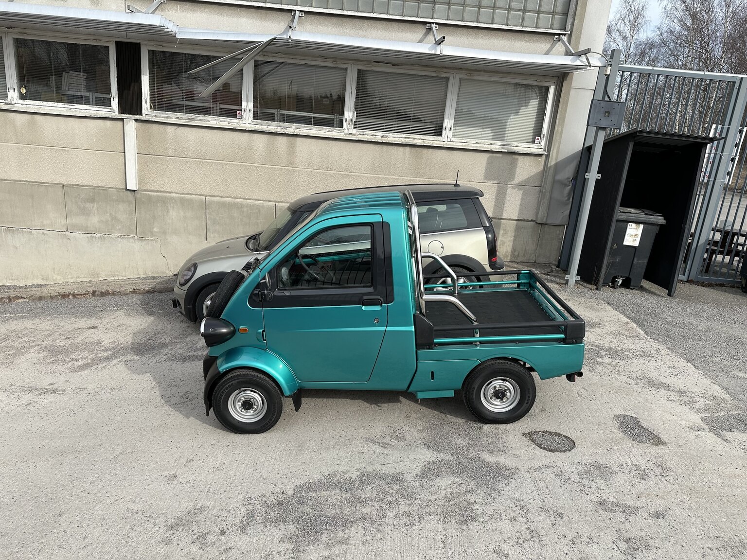 Aussenfoto 1997 Daihatsu Midget II