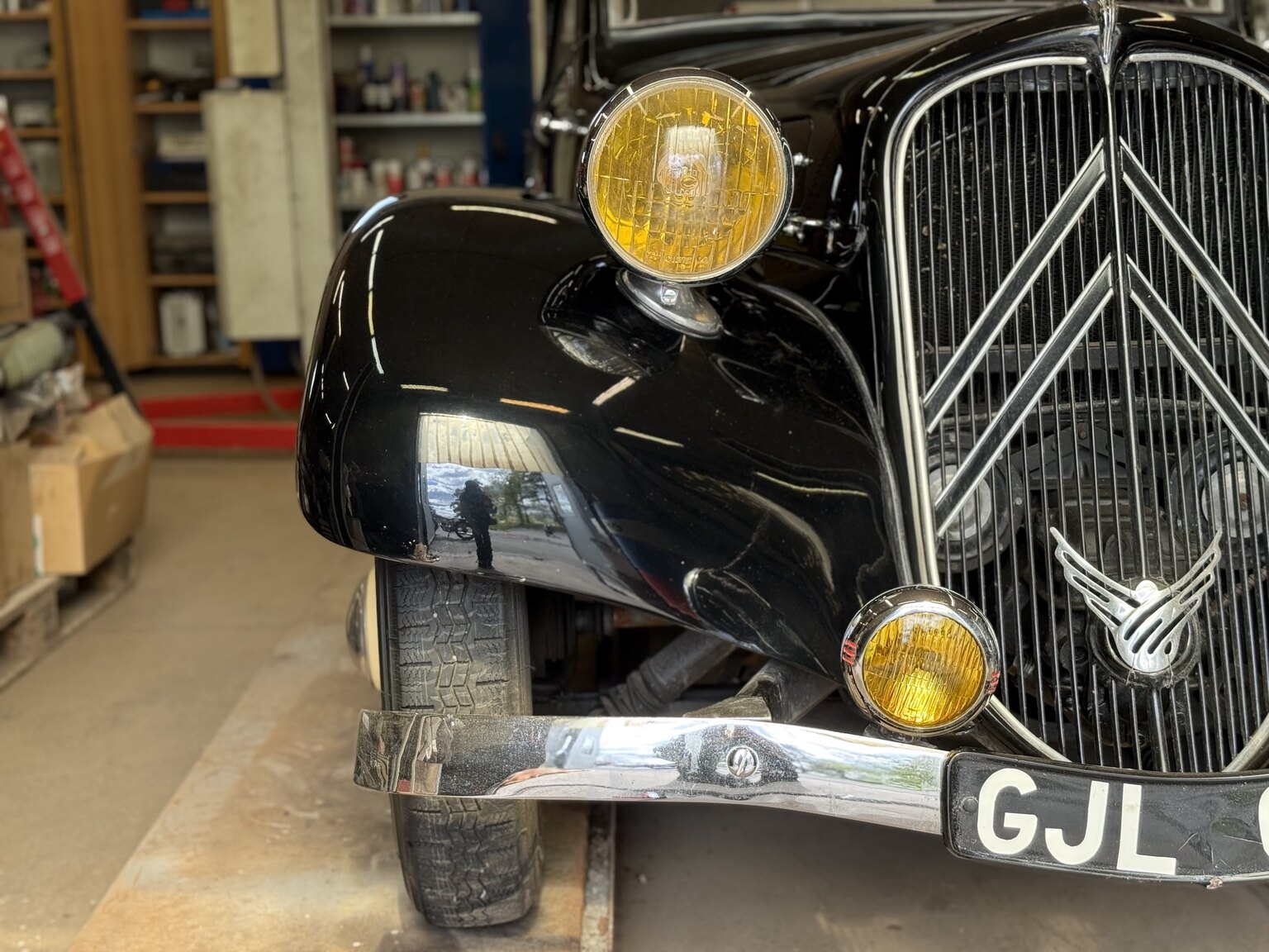 Exterior image of 1939 Citroën Berline 11 Sport Convertible