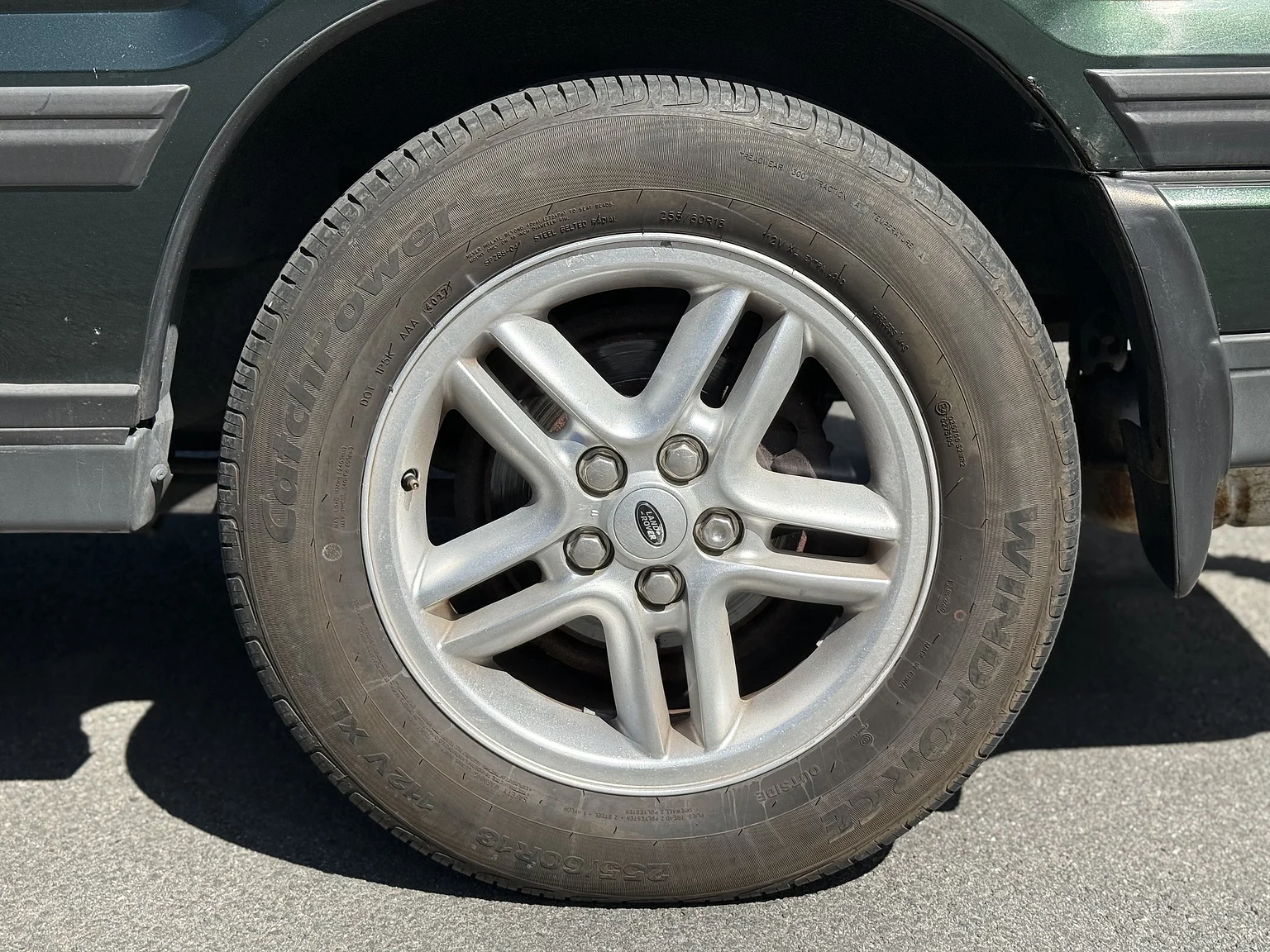 Exterior image of 1998 Land Rover Range Rover P38 (58)