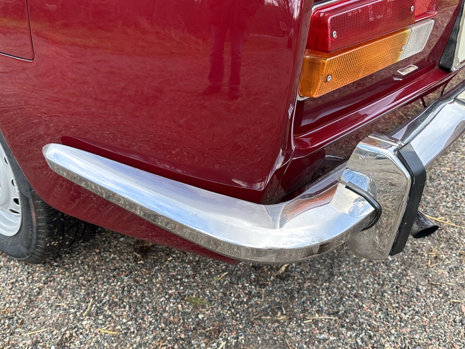 Exteriörbild på 1973 Alfa Romeo Berlina 2000