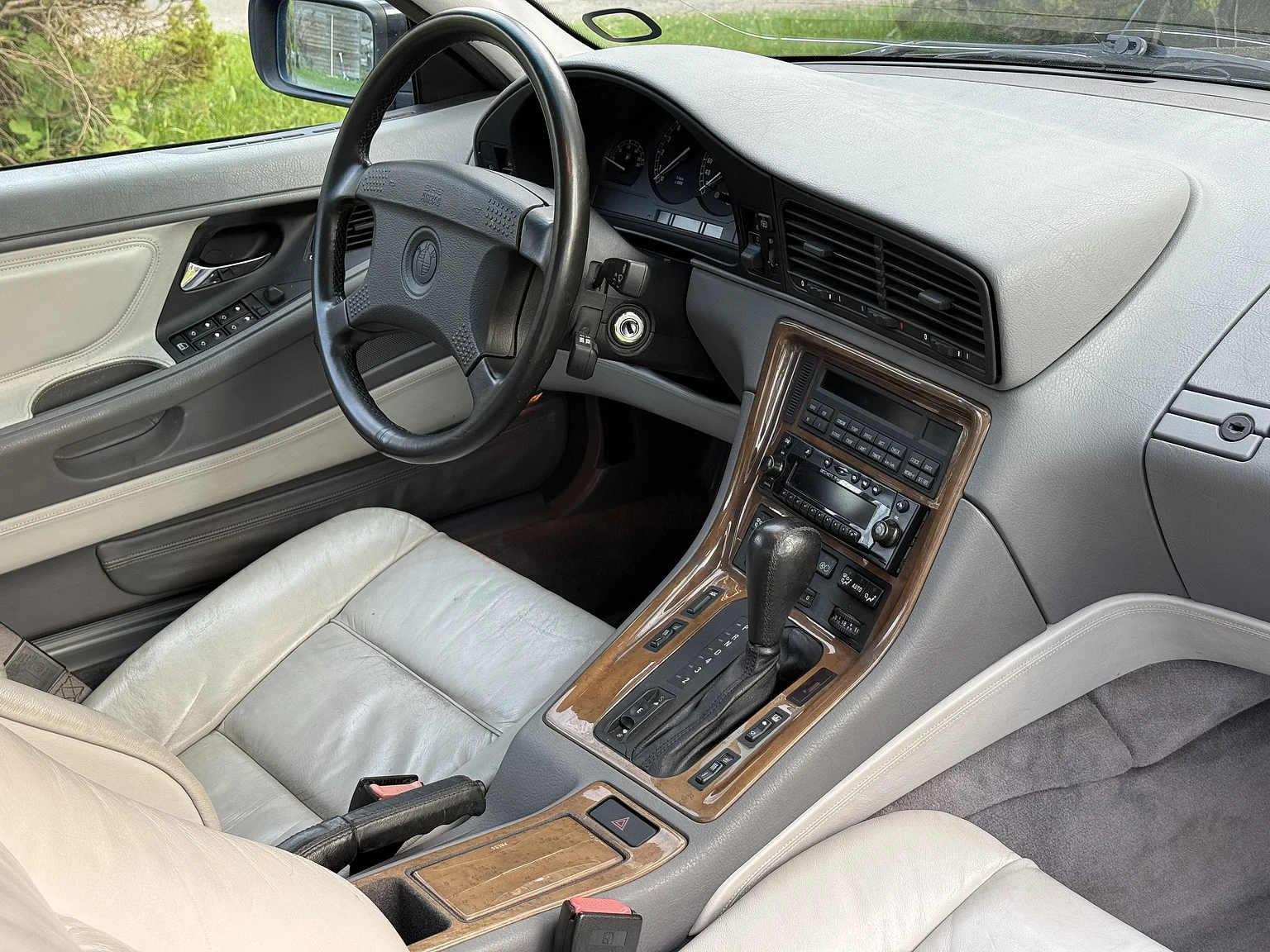 Innenraumfoto von 1994 BMW 840Ci (31)