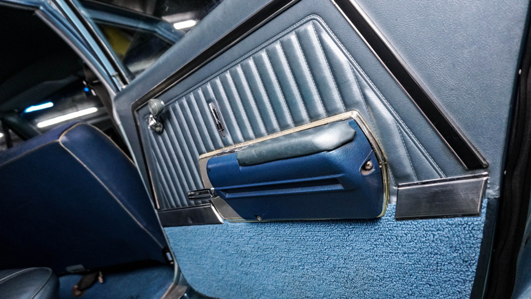 Innenraumfoto von 1968 Oldsmobile Vista Cruiser