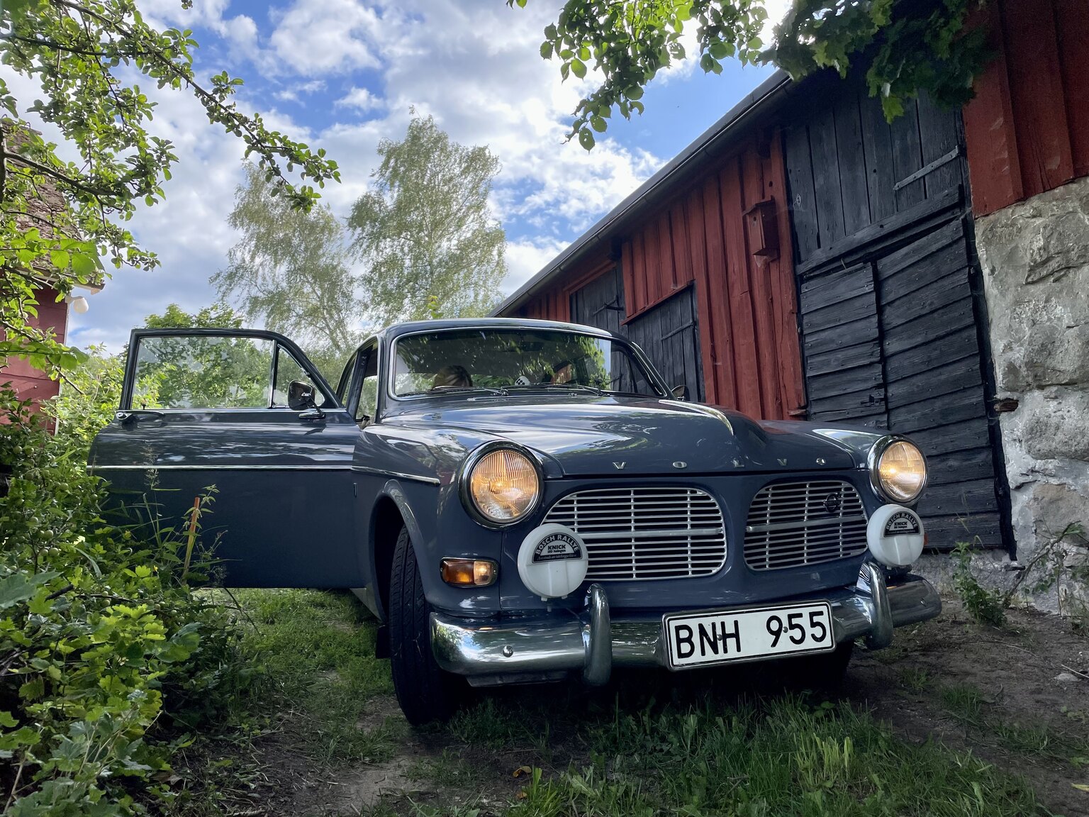 Exterior image of 1965 Volvo Amazon 