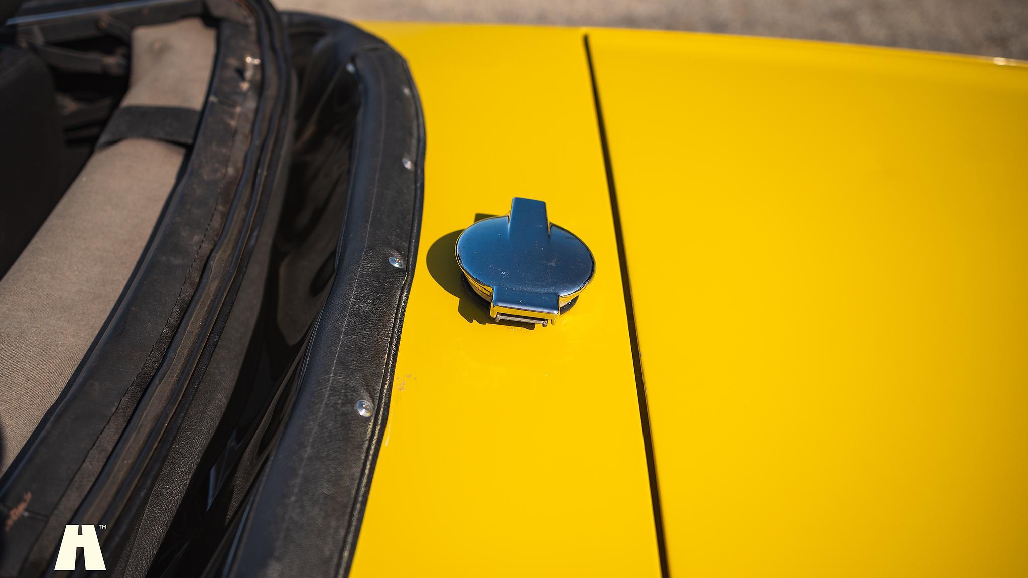 Exterior image of 1974 Triumph TR6 (55)