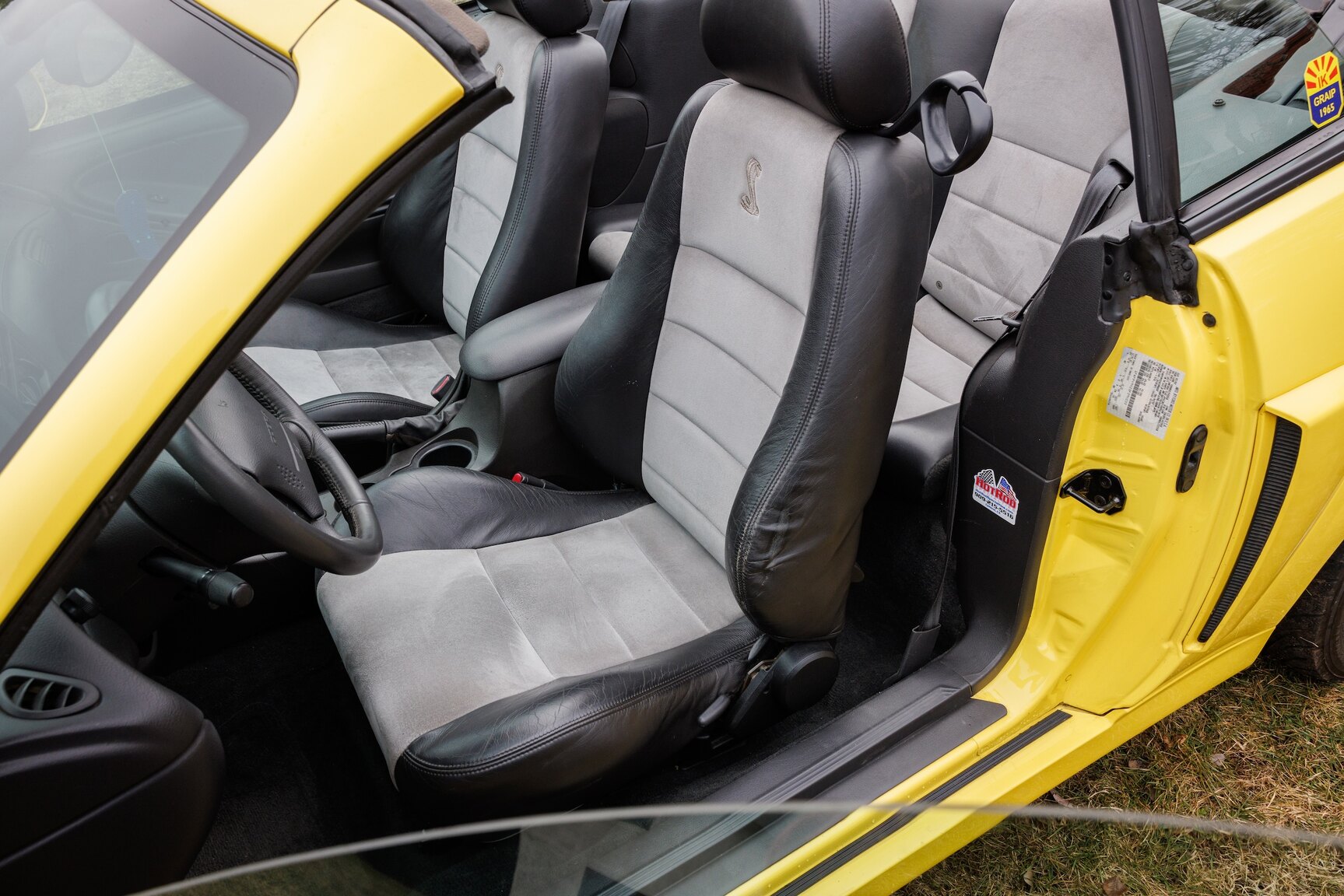 Interiörbild 2003 Ford Mustang SVT Cobra