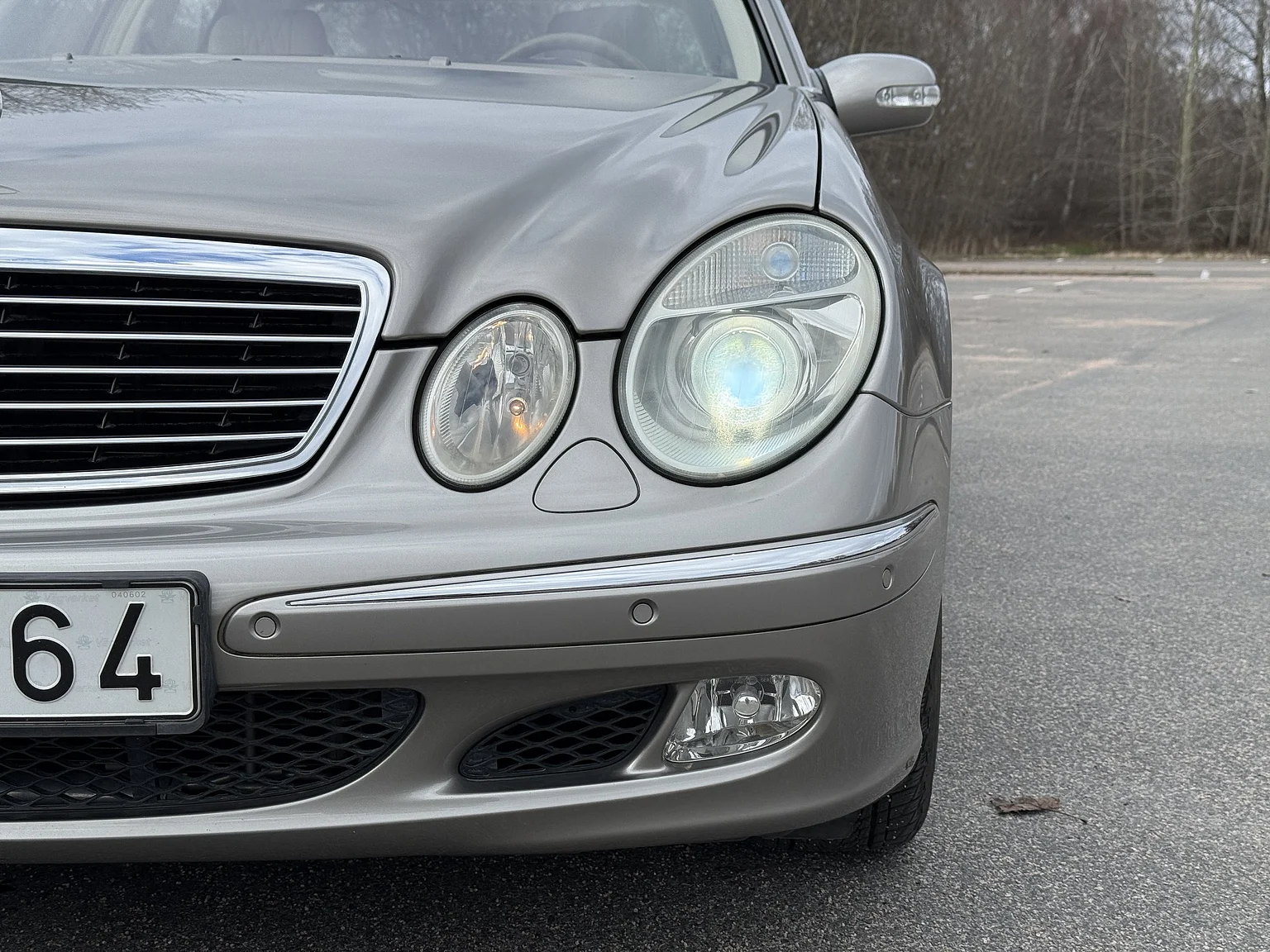 Aussenfoto 2004 Mercedes-Benz E 500 7G-Tronic (11)