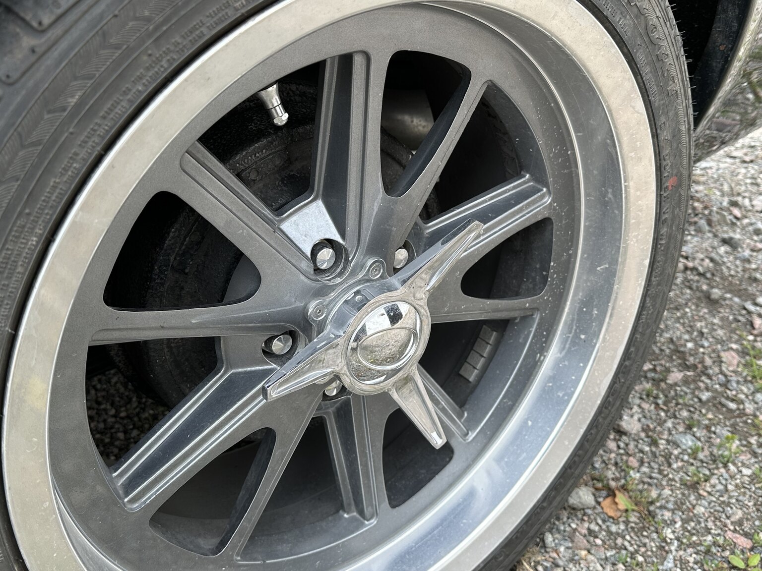 Aussenfoto 1970 Ford Mustang Fastback SportsRoof 5.0 (63)