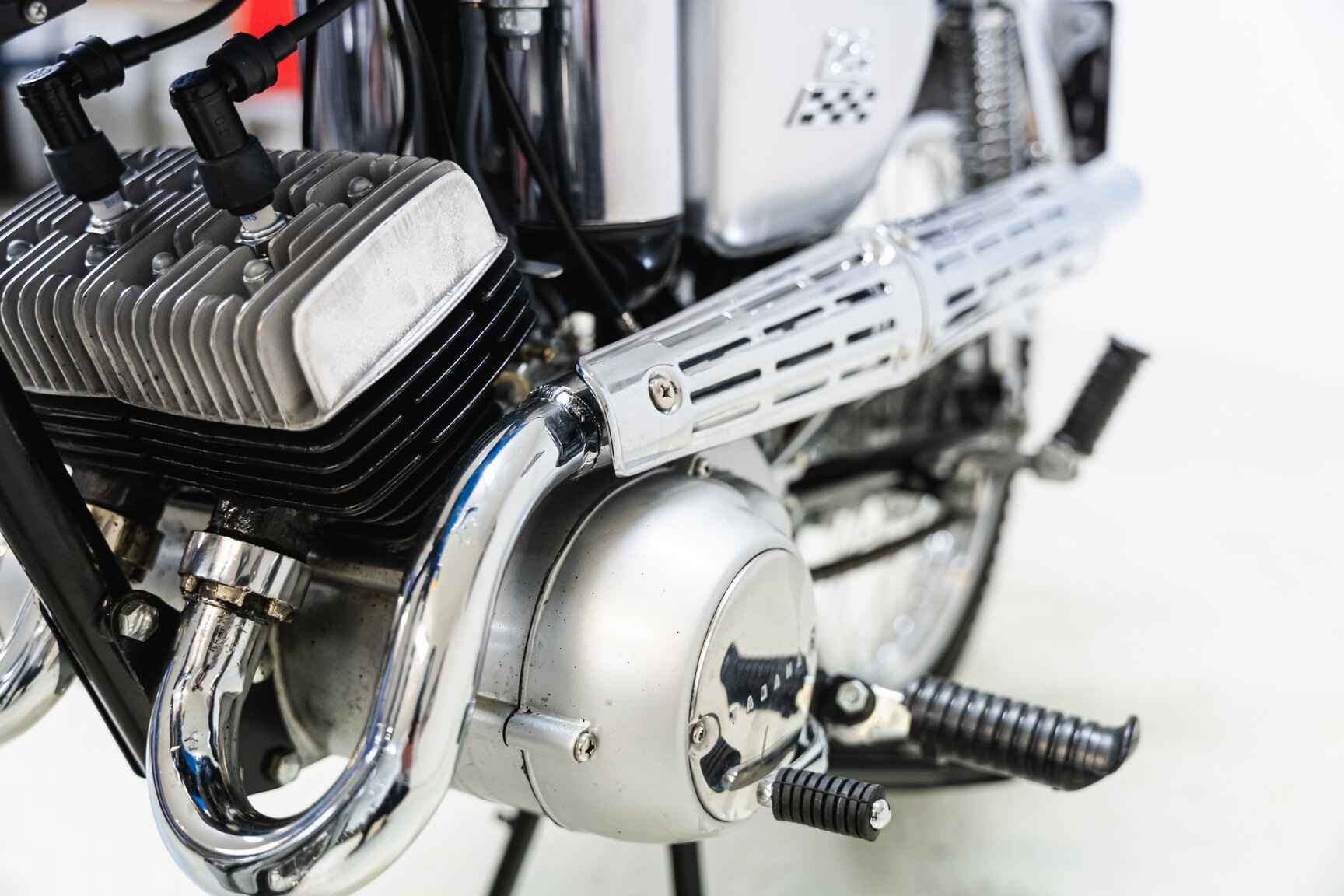 Image of 1969 Yamaha AS1C mechanics