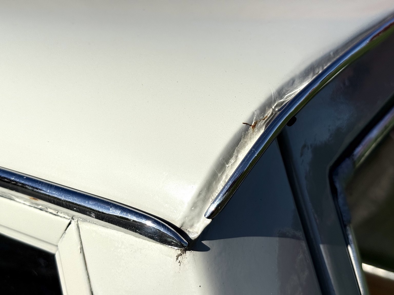 Exteriörbild på 1967 Mercedes-Benz 200D Safari