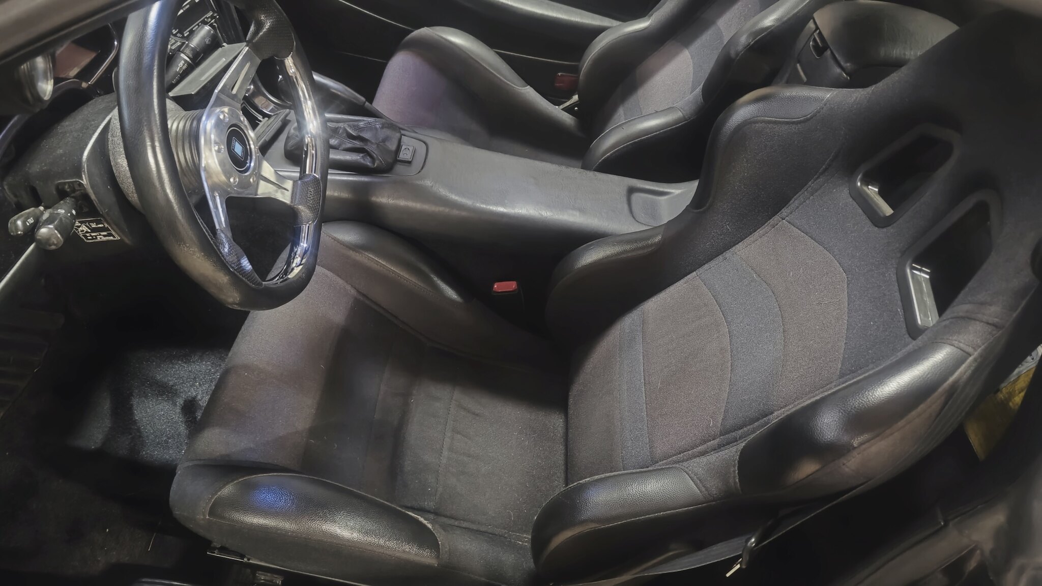Interior image of 1991 Toyota MR2 Turbo GT-S
