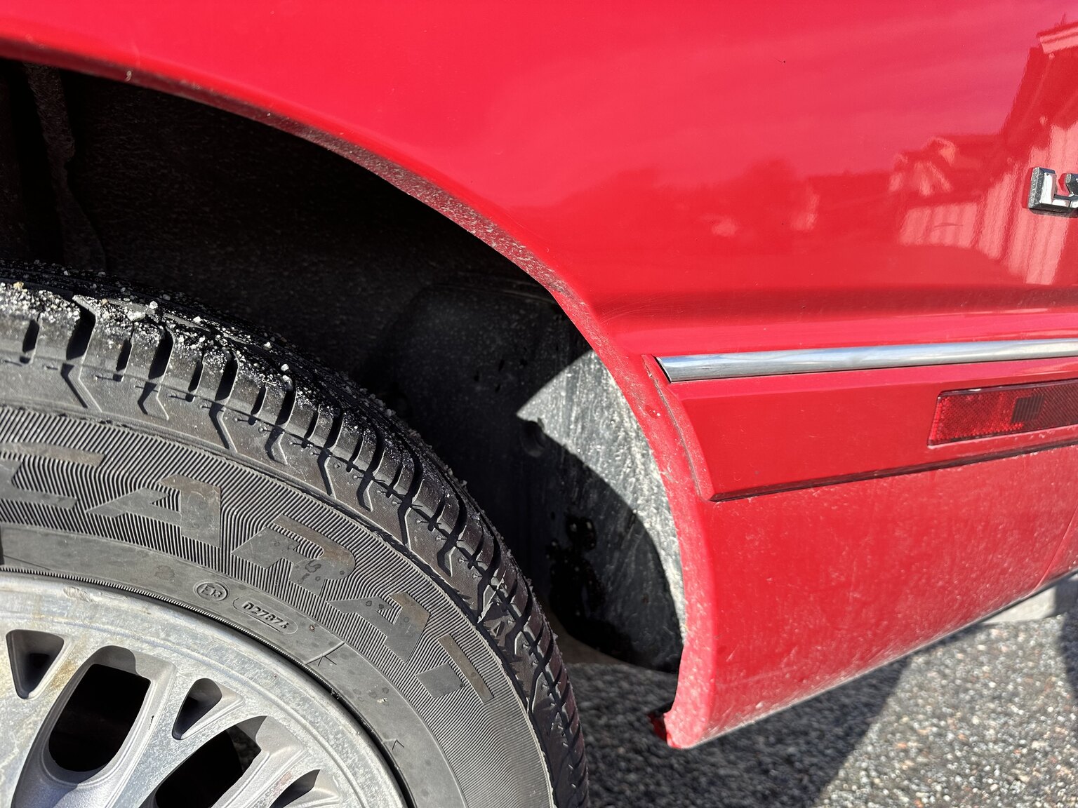 Exteriörbild på 1995 Chrysler LeBaron