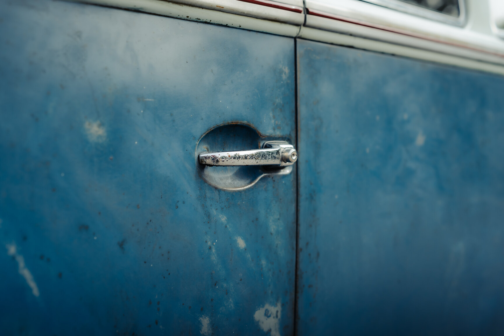 Aussenfoto 1964 Volkswagen Kleinbus Transporter 1500 Deluxe “21-fönsters Samba”