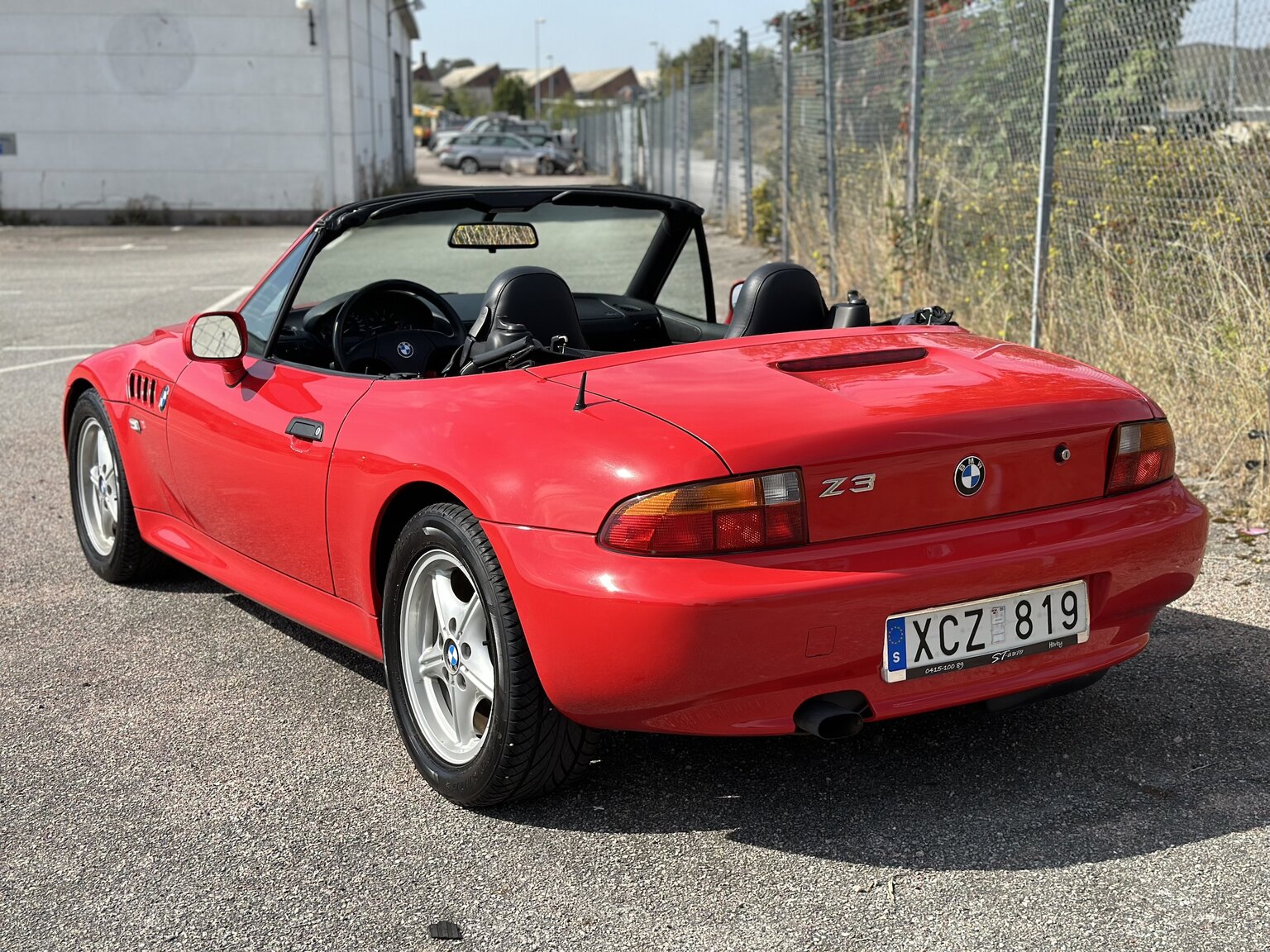 Exterior image of 1997 BMW Z3 Roadster