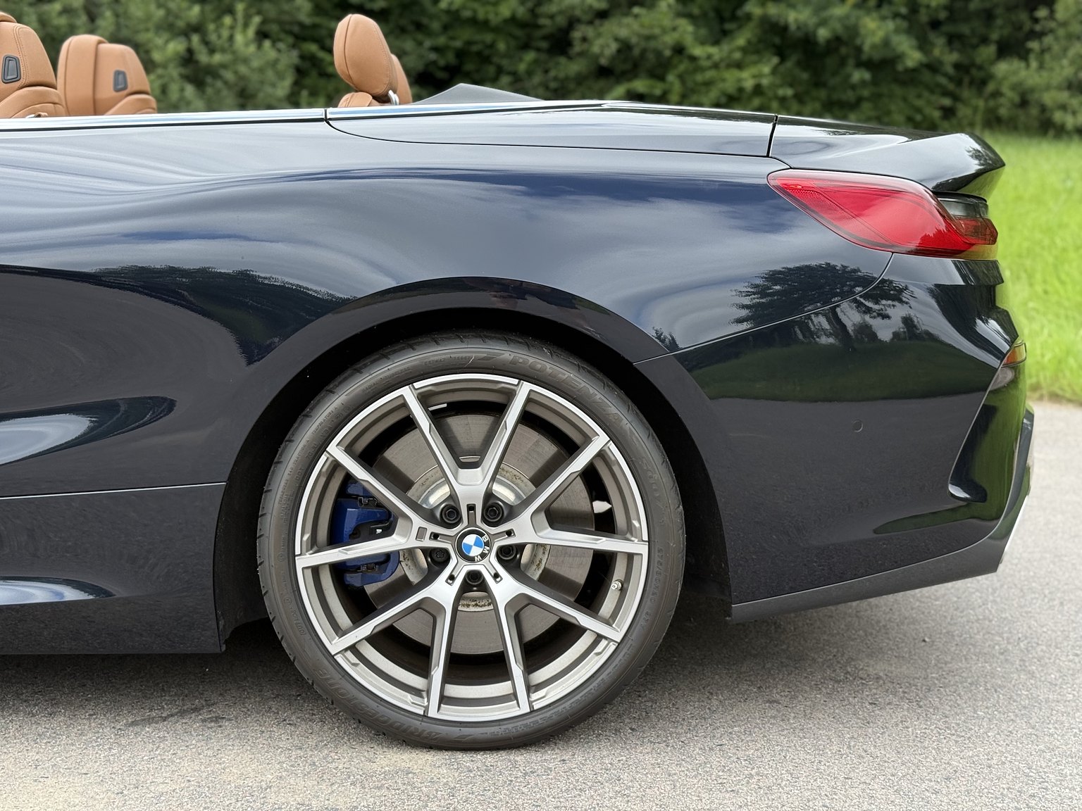 Exterior image of 2019 BMW M850i xDrive Convertible Steptronic