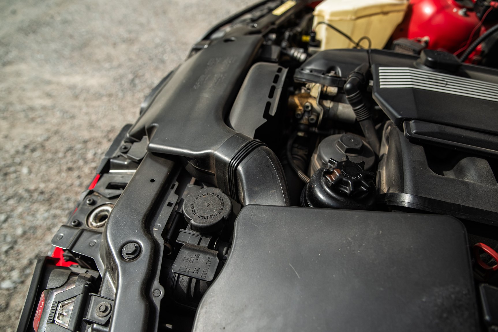 Image of 2001 BMW 330Xi mechanics