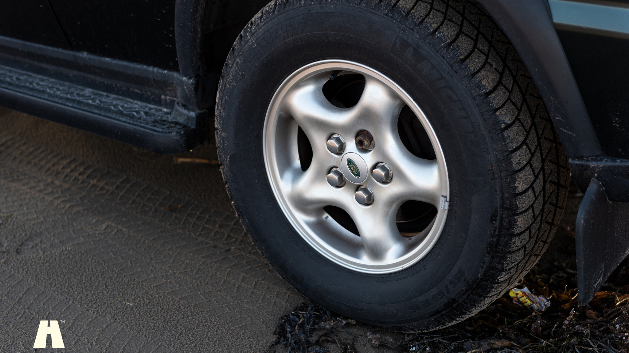 Exterior image of 1999 Land Rover Discovery 2