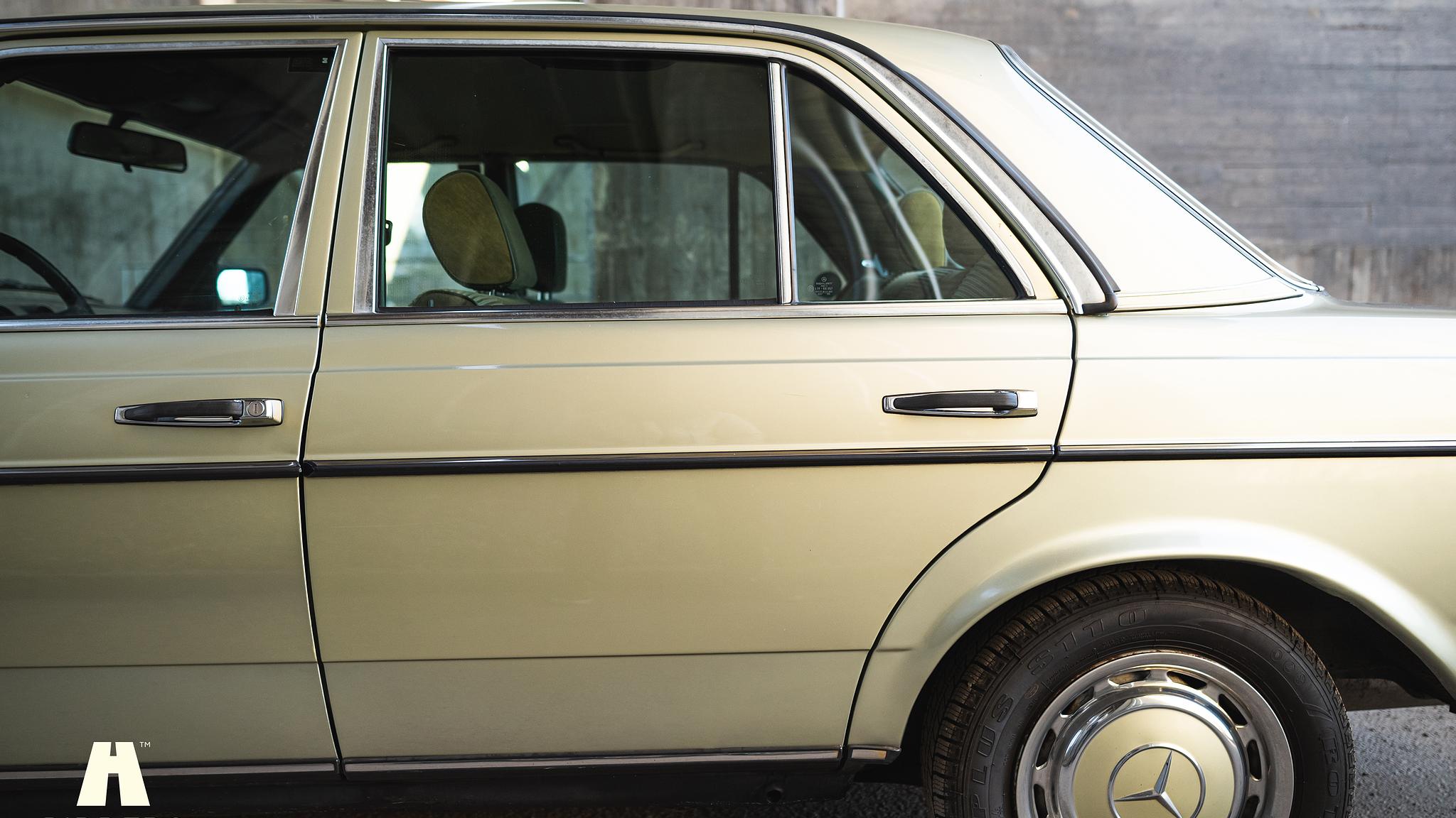 Exteriörbild på 1985 Mercedes-Benz 200 Series 3  (15)