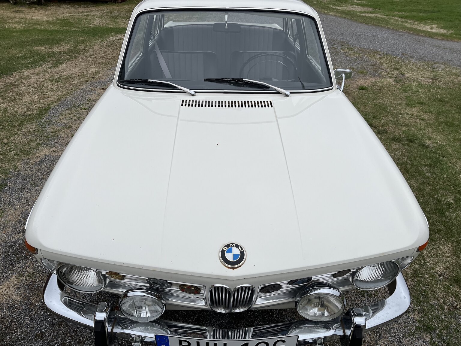Exterior image of 1965 BMW 1800