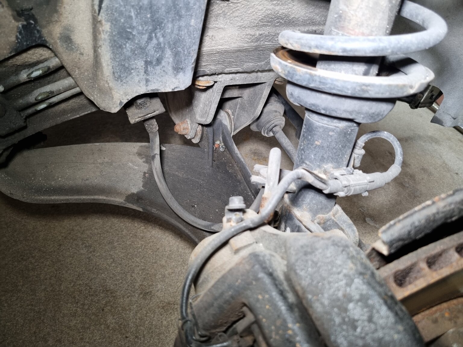 Image of 1985 Porsche 944 "NO RESERVE AUCTION" mechanics