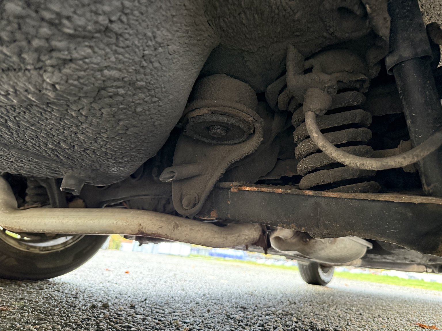 Image of 1989 Mercedes-Benz 190 E mechanics