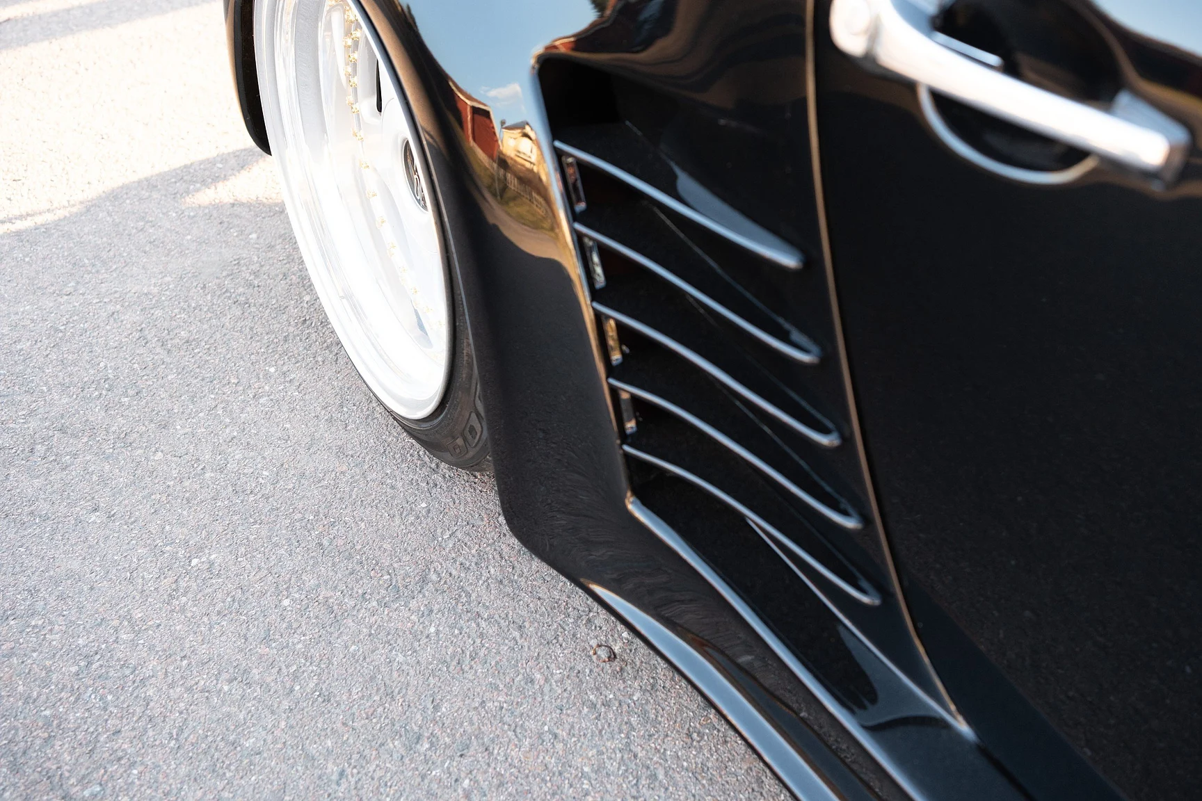 Aussenfoto 1976 Porsche 911 Targa Flachbau - Josef Zirkelbach DP (57)