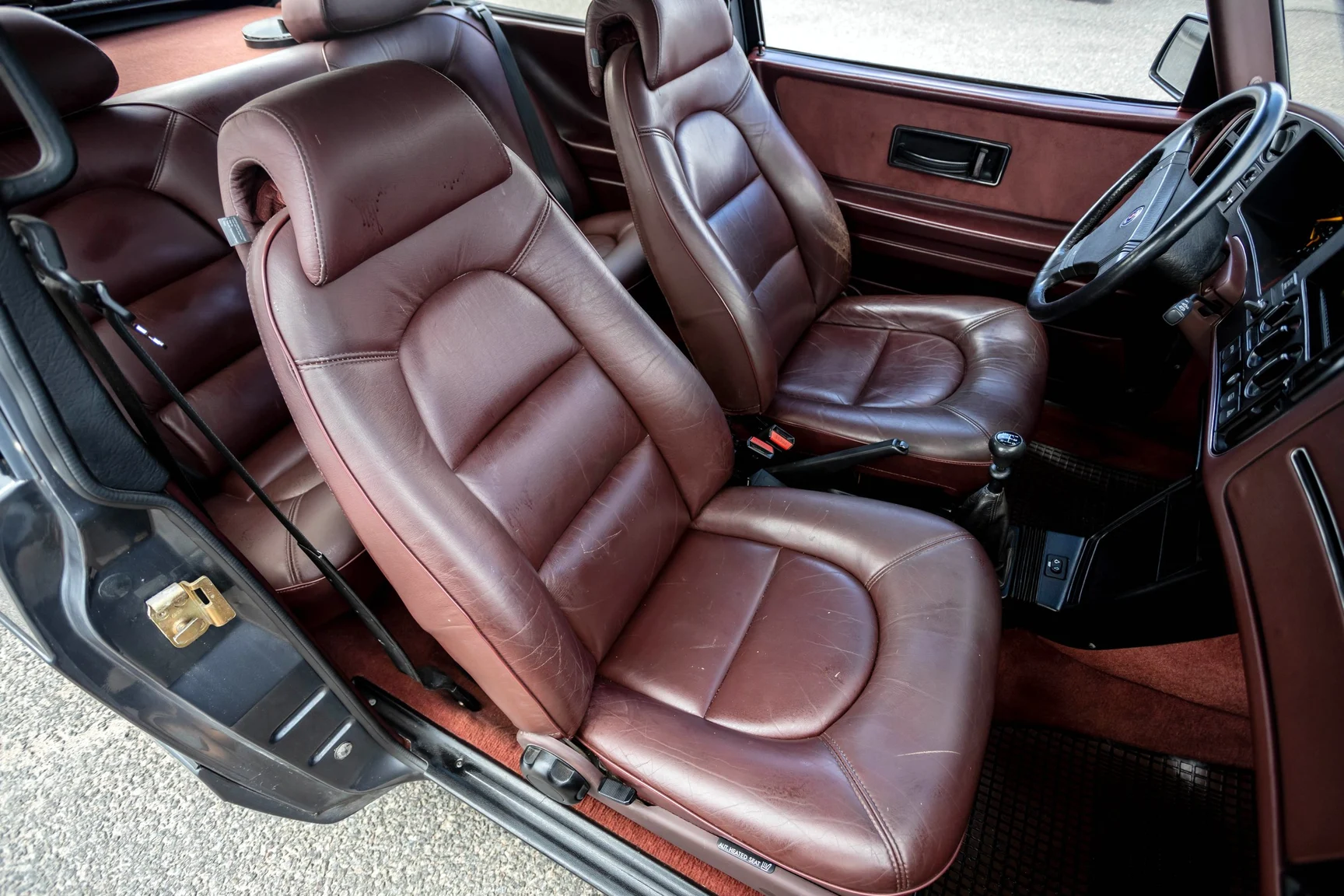 Innenraumfoto von 1989 Saab 900 T8 Special (18)