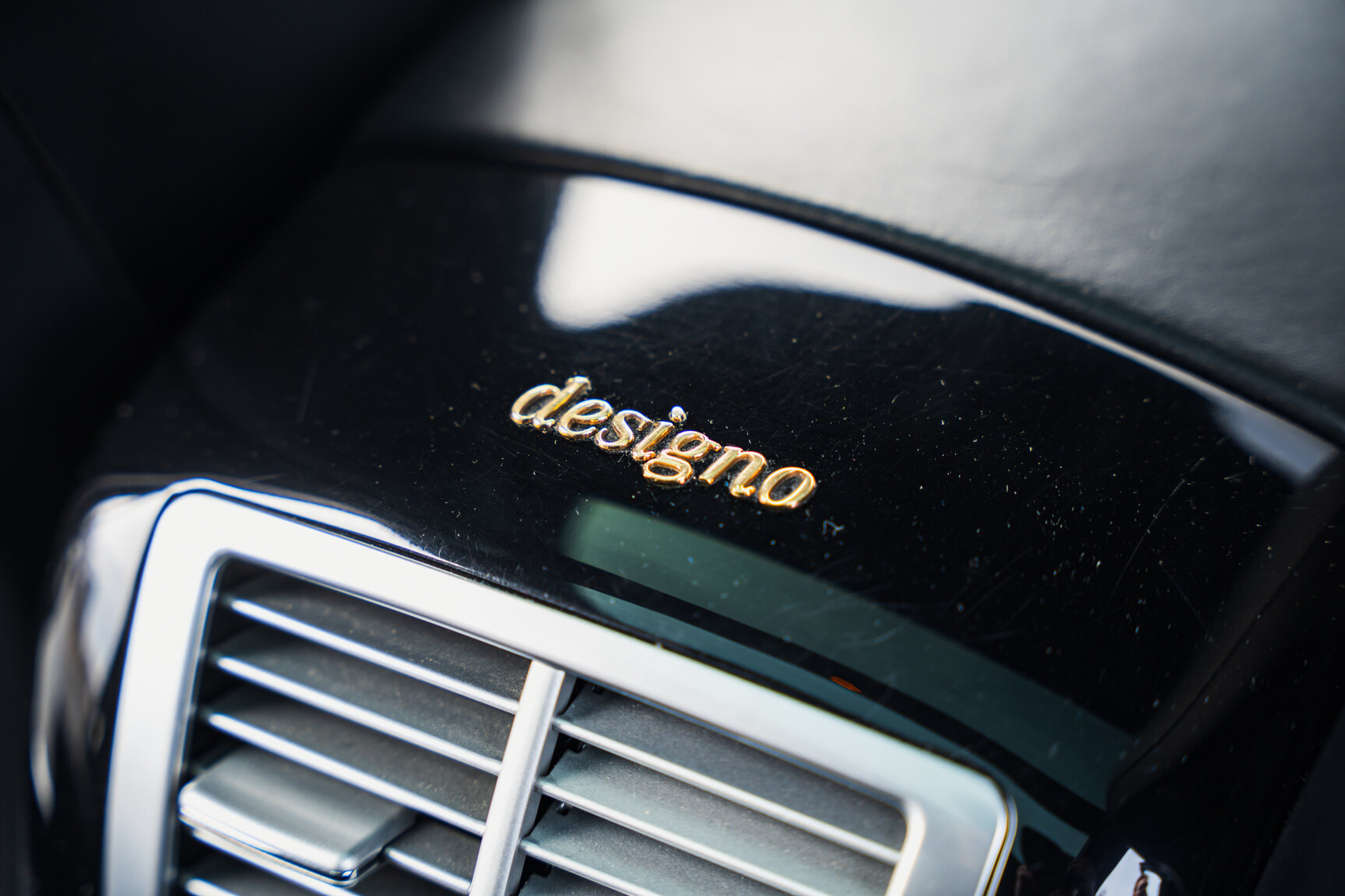 Innenraumfoto von 2011 Mercedes-Benz S600