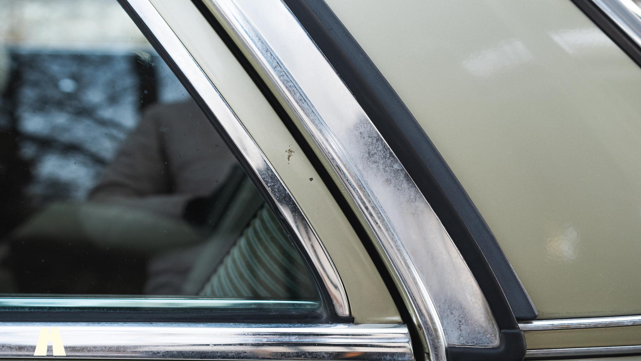 Exteriörbild på 1985 Mercedes-Benz 200 Series 3  (77)