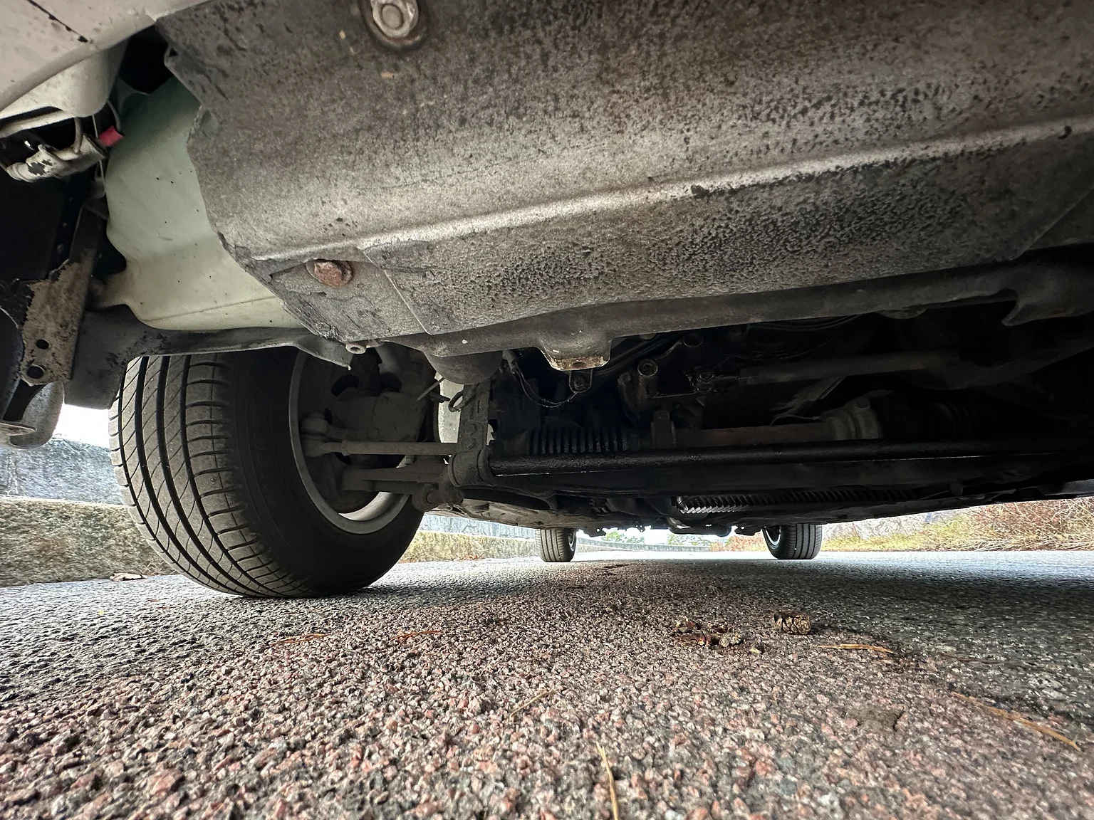 Image of 1986 Porsche 944R (32) mechanics