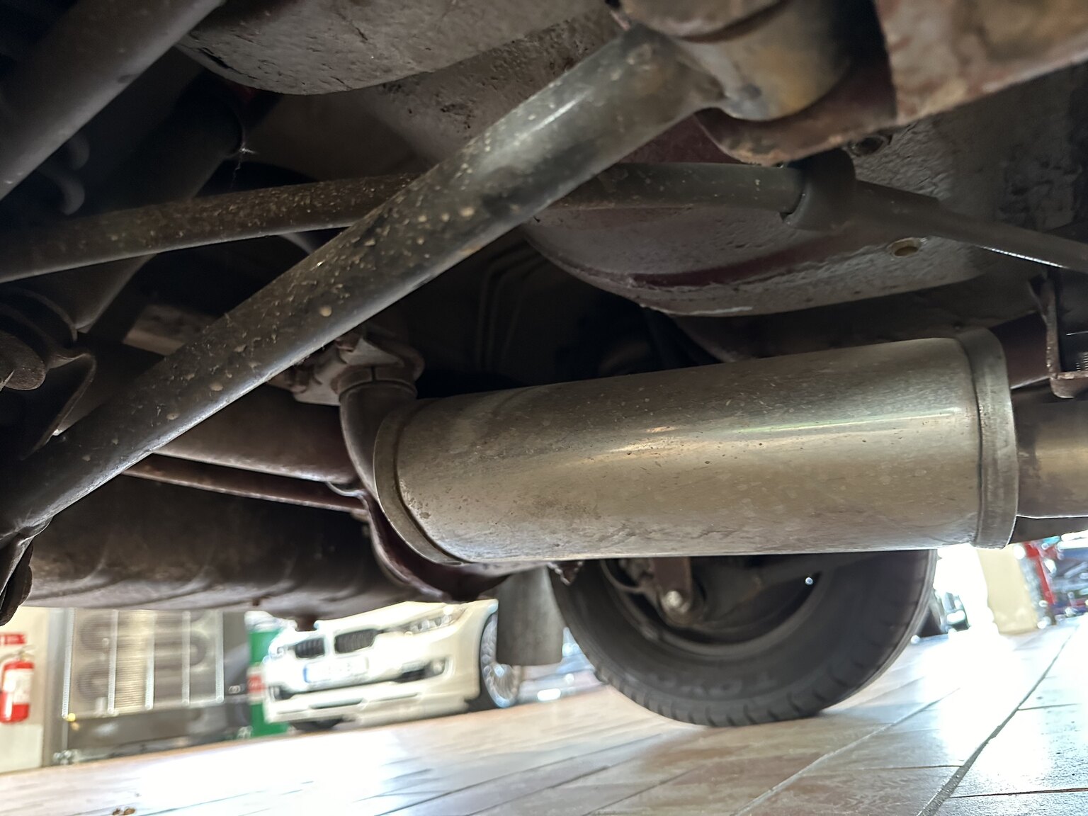 Image of 1973 Volvo 1800 ES mechanics (20)