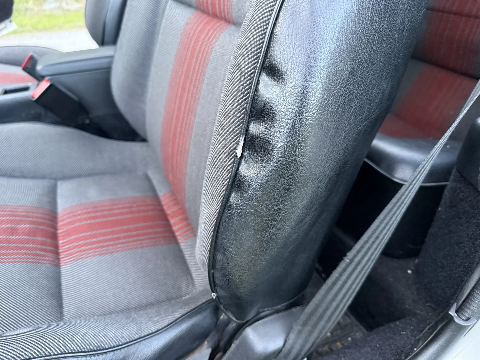 Interiörbild 1983 Mazda RX-7 (38)
