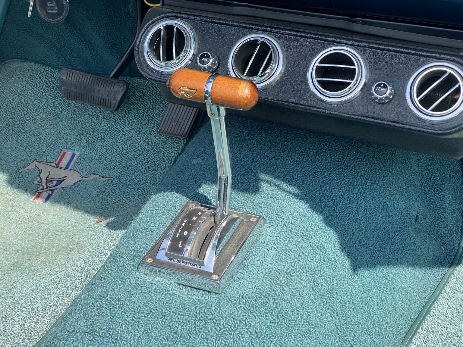 Innenraumfoto von 1966 Ford Mustang 289 Cabriolet (23)