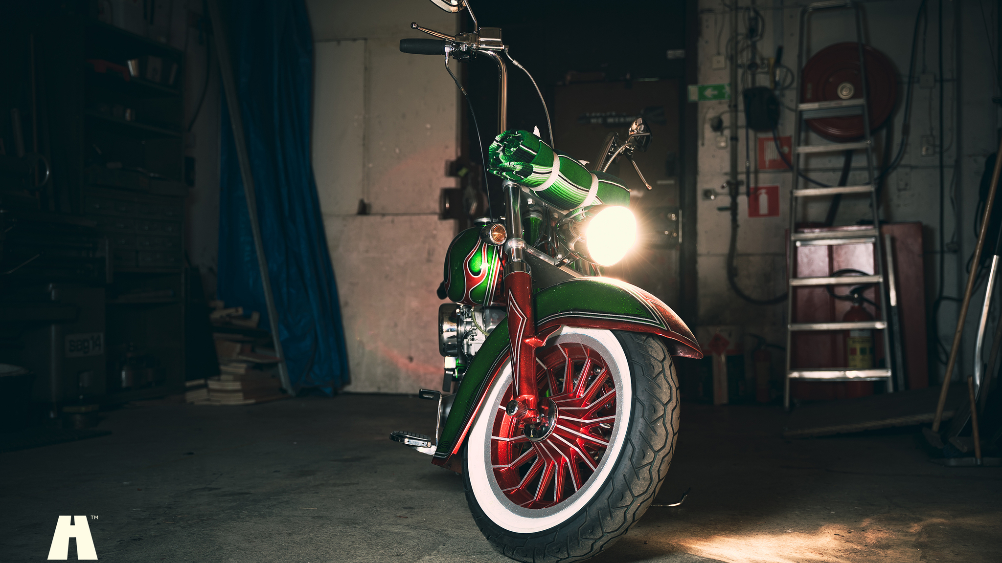 Aussenfoto 1978 Harley Davidson FLH