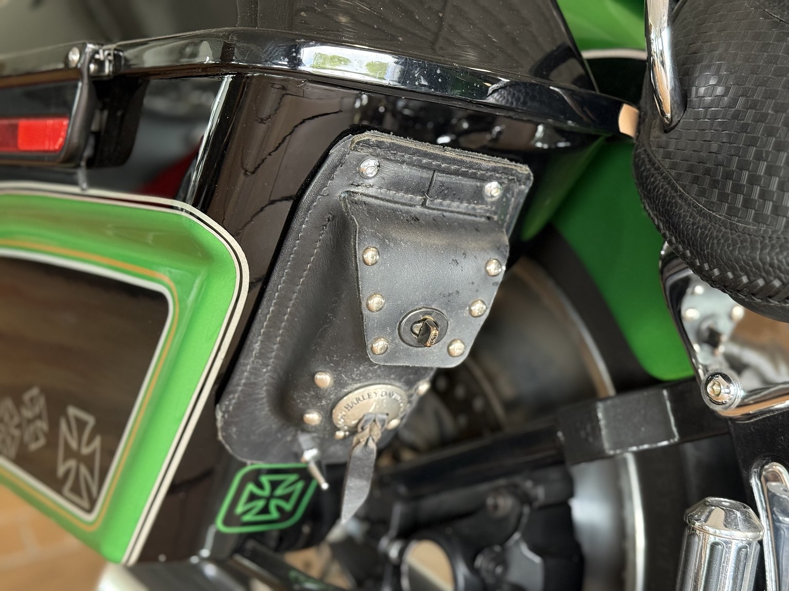 Exterior image of 1999 Harley-Davidson Custom