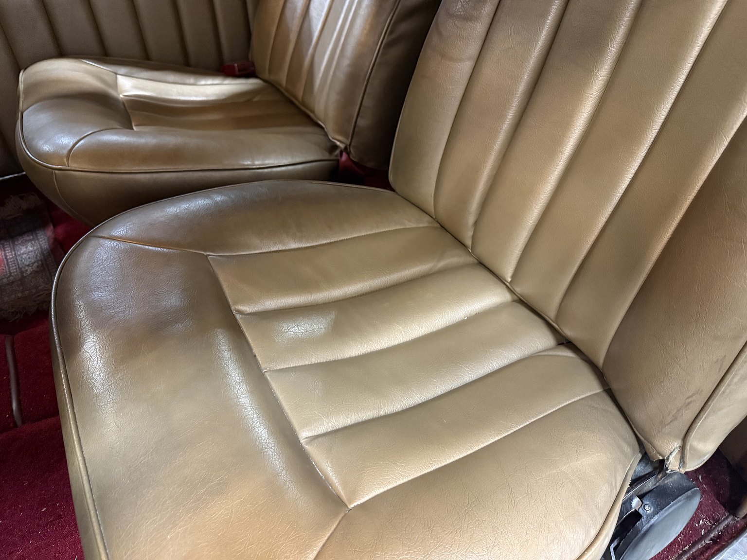 Interiörbild 1965 Duesenberg Roadster/StreetRod Replika 