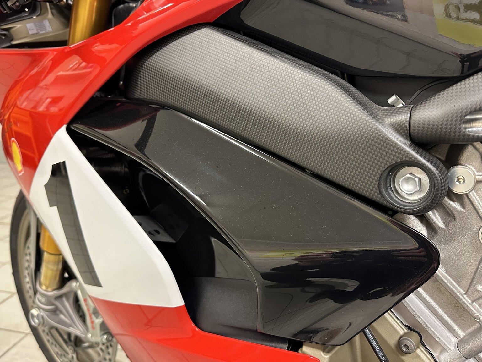 Aussenfoto 2020 Ducati Panigale V4 25° Anniversario (30)