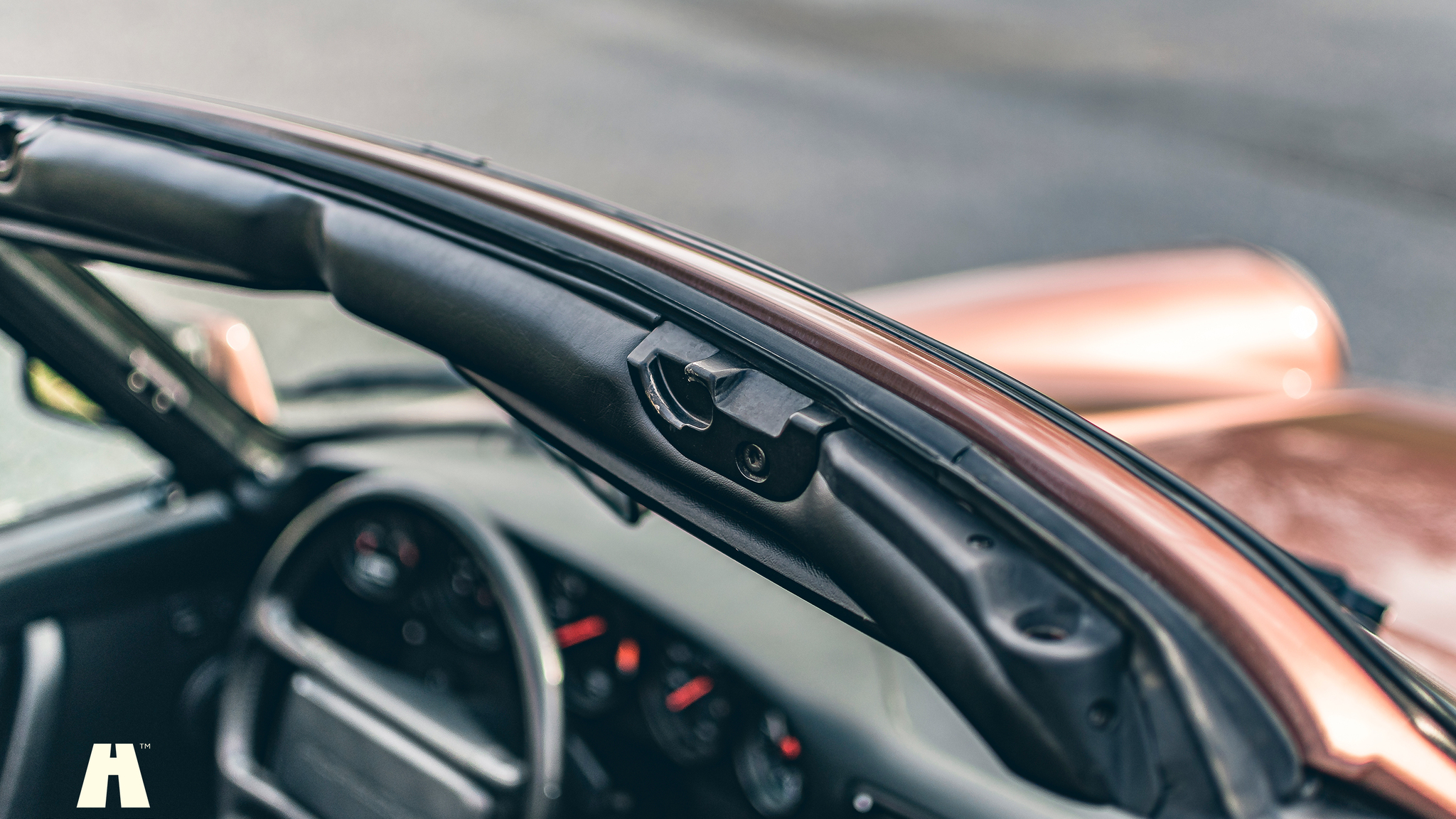 Innenraumfoto von 1989 Porsche 911 Carrera 3.2 Targa (45)
